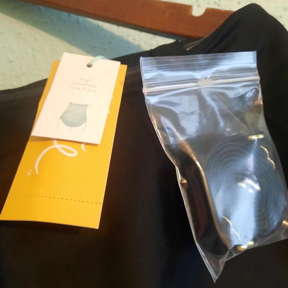 Kona Sol Flounce Bandeau Strapless One Piece Swimsuit Size 16 - Picture 3 of 11